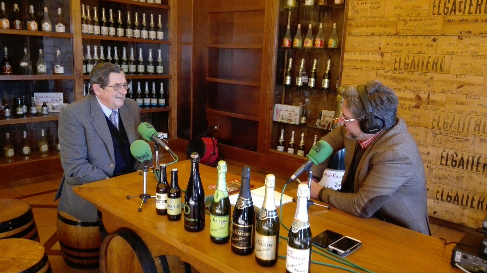 Asturias en la Onda 24/12/2015 desde El Gaitero Asturias en la Onda 24/12/2015 desde El Gaitero