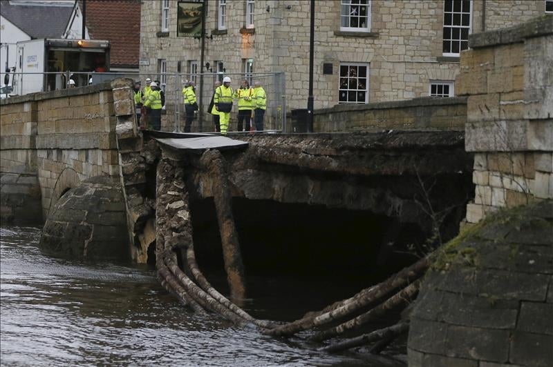 El temporal corta el suministro eléctrico en viviendas de Irlanda del Norte y Escocia El temporal corta el suministro eléctrico en viviendas de Irlanda del Norte y Escocia