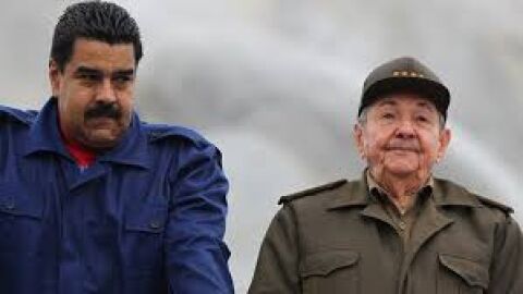 Nicol&aacute;s Maduro y Ra&uacute;l Castro