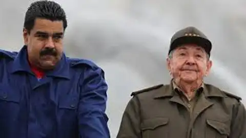 Nicolás Maduro y Raúl Castro Nicolás Maduro y Raúl Castro
