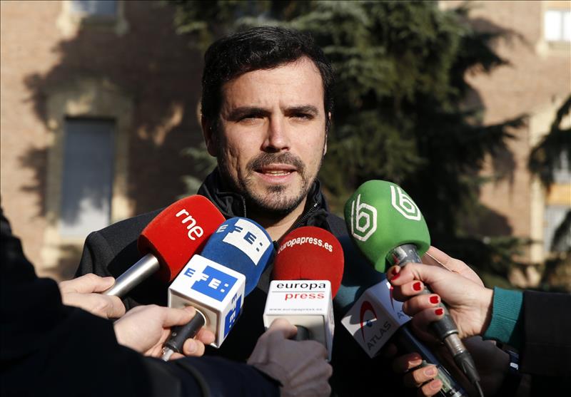 Alberto Garzón y En Marea acudirán al 'Rodea el Congreso' el día de la investidura de Rajoy Alberto Garzón y En Marea acudirán al 'Rodea el Congreso' el día de la investidura de Rajoy