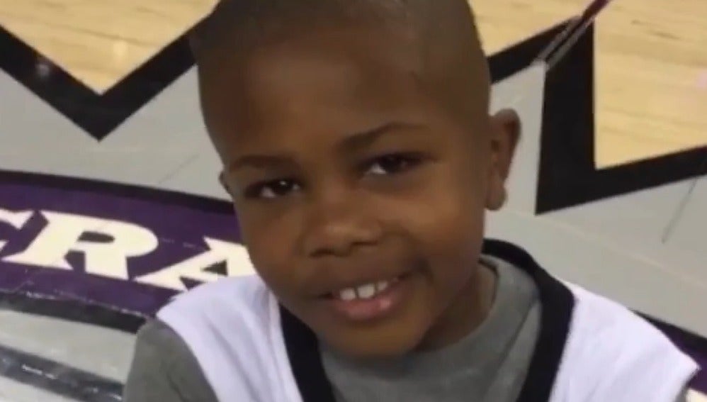El niño que se hizo viral por decir LeBron James