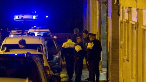 Agentes de losAgentes de los Mossos de Escuadra en una imagen de archivo Mossos de Escuadra en el lugar de los hechos