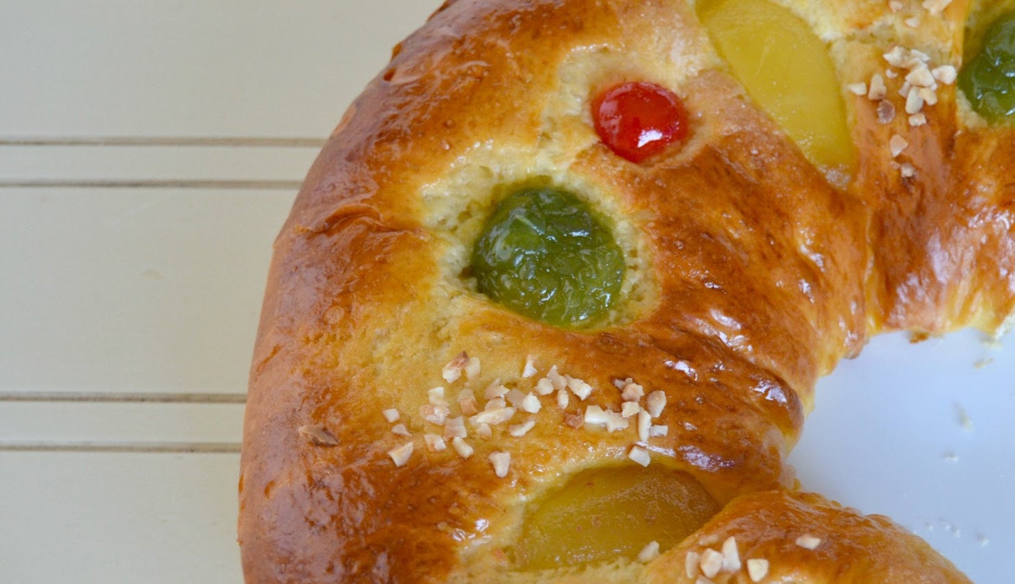 Alsina explica la maldición de la fruta escarchada en el roscón de Reyes Alsina explica la maldición de la fruta escarchada en el roscón de Reyes