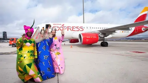 los Reyes Magos a su llegada al aeropuerto Adolfo Suárez Madrid-Barajas los Reyes Magos a su llegada al aeropuerto Adolfo Suárez Madrid-Barajas