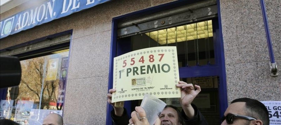 Agraciados con el primer premio de El Niño de 2015 Agraciados con el primer premio de El Niño de 2015