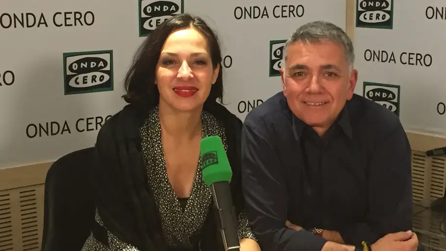 Natalia Millán y Juan Ramón Lucas La actriz Natalia Millán junto a Juan Ramón Lucas en el estudio de Onda Cero Madrid