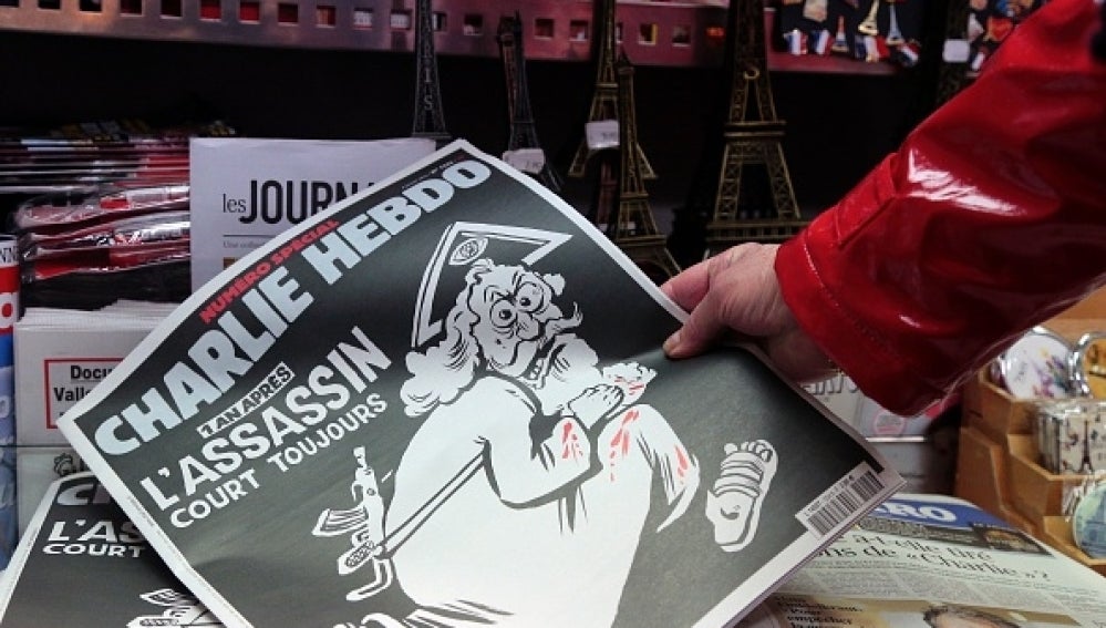 La portada de Charlie Hebdo que ha causado polémica en un quiosco