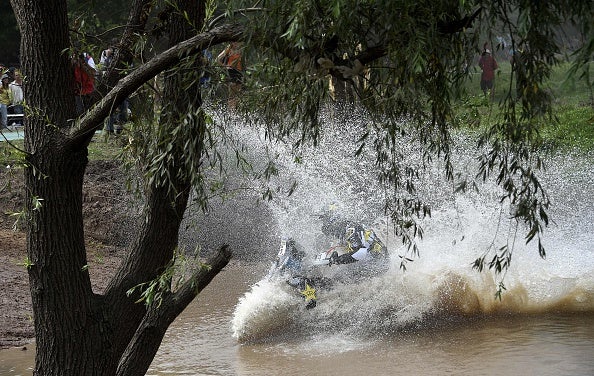 Pierre Renet sufre un traumatismo de cráneo tras un accidente en la cuarta etapa del Dakar Pierre Renet sufre un traumatismo de cráneo tras un accidente en la cuarta etapa del Dakar