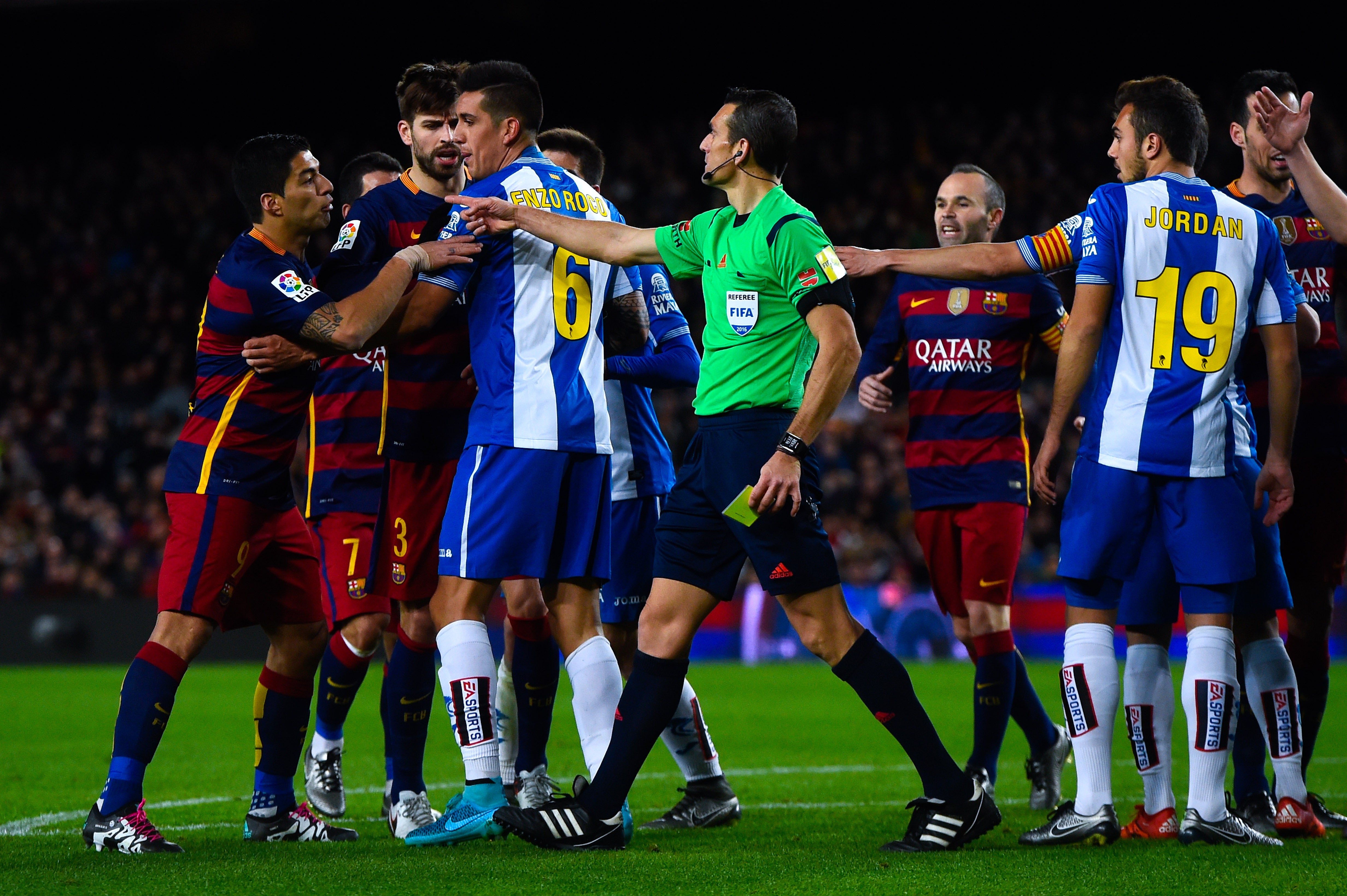 Último capítulo del polémico derbi catalán Último capítulo del polémico derbi catalán