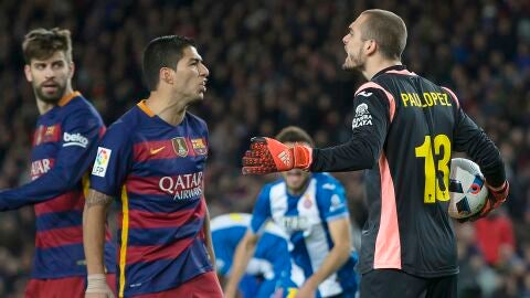 Luis Su&aacute;rez y Pau L&oacute;pez