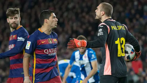 Luis Suárez y Pau López Luis Suárez y Pau López