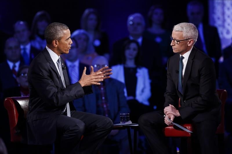 Obama: "Hay lugares donde es más barata un arma que un libro" Obama: "Hay lugares donde es más barata un arma que un libro"
