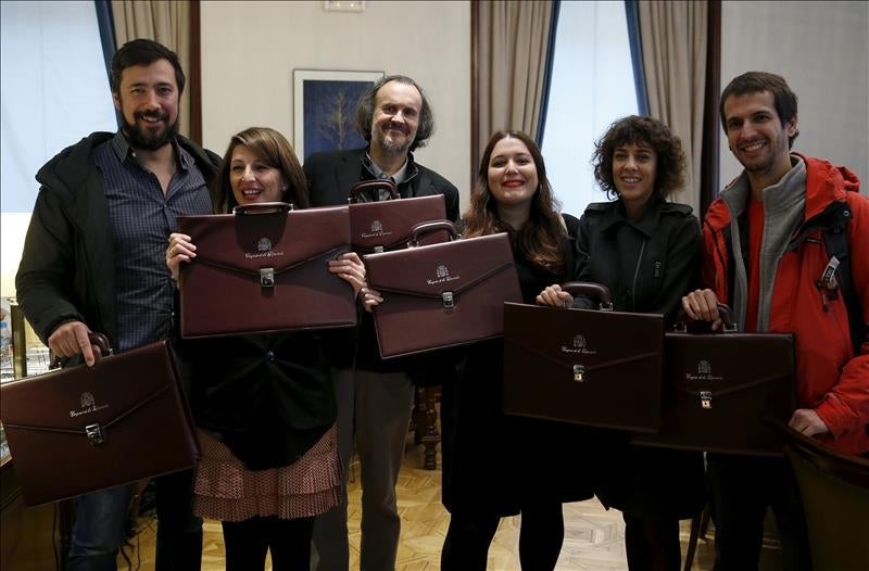 En Marea subraya su derecho a tener grupo parlamentario y afirma que "no hay otra opción" En Marea subraya su derecho a tener grupo parlamentario y afirma que "no hay otra opción"