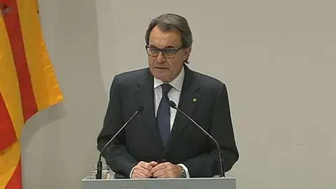 Artur Mas renuncia a la reelección como presidente de la Generalitat Artur Mas renuncia a la reelección como presidente de la Generalitat
