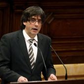 El candidato de Junts pel Sí a la Presidencia de la Generalitat, Carles Puigdemont, pronuncia su discurso