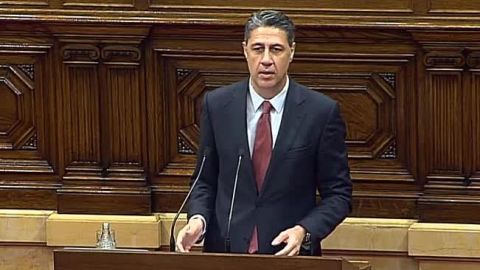 Xavier Garc&iacute;a Albiol durante su intervenci&oacute;n en el pleno de investidura de Catalu&ntilde;a