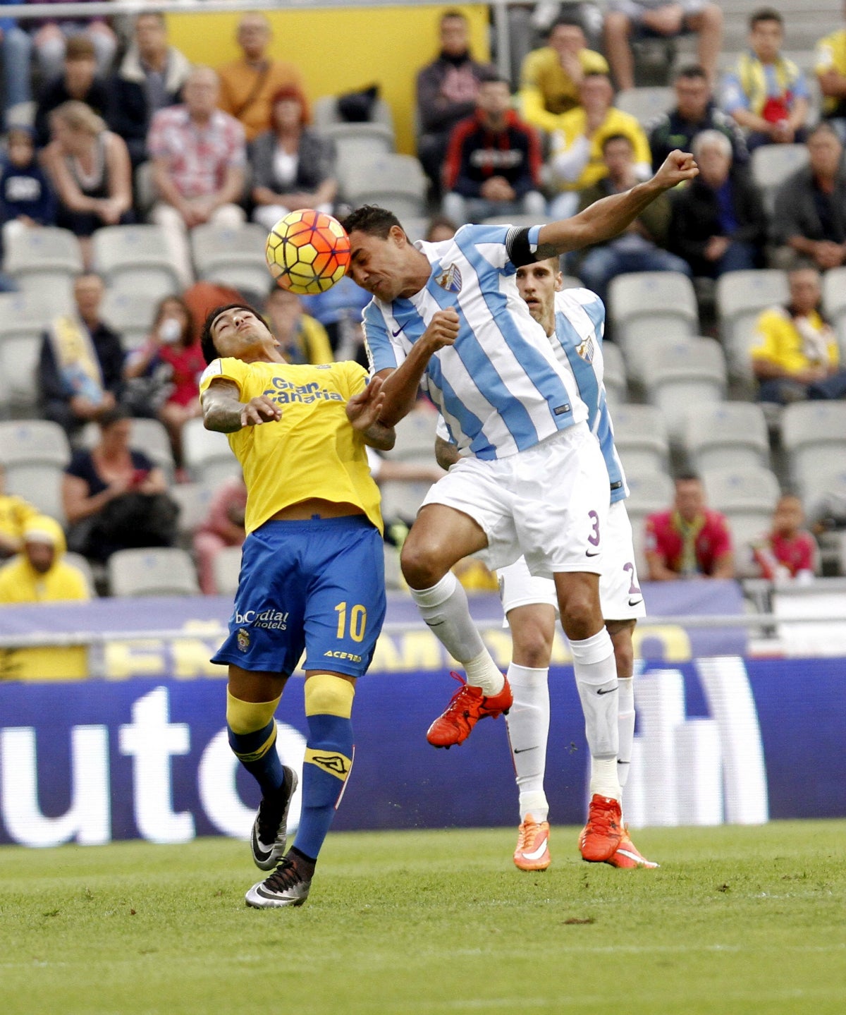 1 - 1: Empate justo entre el Las Palmas y el Málaga 1 - 1: Empate justo entre el Las Palmas y el Málaga