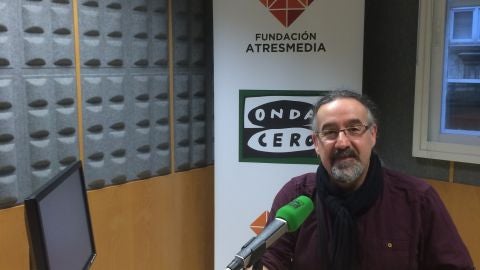 A voz e o fundador do grupo Luar na Lubre en Gente Viajera de Galicia, Bieto Romero