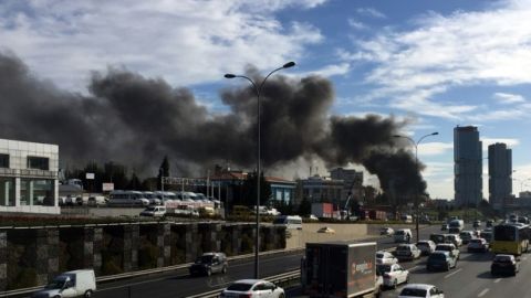 Fuerte explosi&oacute;n en el centro tur&iacute;stico de Estambul.