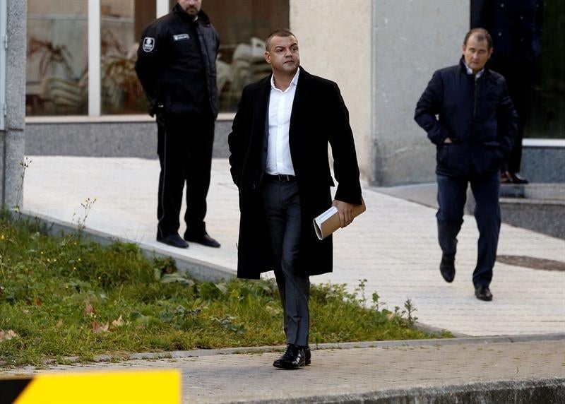 Los abogados de las víctimas del Madrid Arena acusan a Flores de esconder las urnas con las entradas Los abogados de las víctimas del Madrid Arena acusan a Flores de esconder las urnas con las entradas