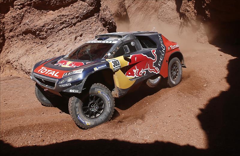 Carlos Sainz aprovecha una etapa neutralizada y asume el liderato de la general Carlos Sainz aprovecha una etapa neutralizada y asume el liderato de la general