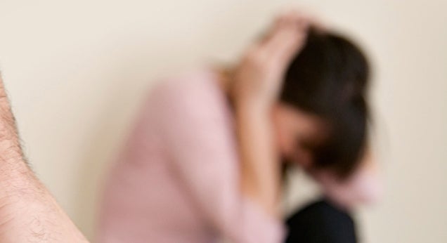 Mª Ángeles, mujer maltratada: "Yo por mí me quitaba de en medio pero, ¿qué hago con mi hija?" Mª Ángeles, mujer maltratada: "Yo por mí me quitaba de en medio pero, ¿qué hago con mi hija?"