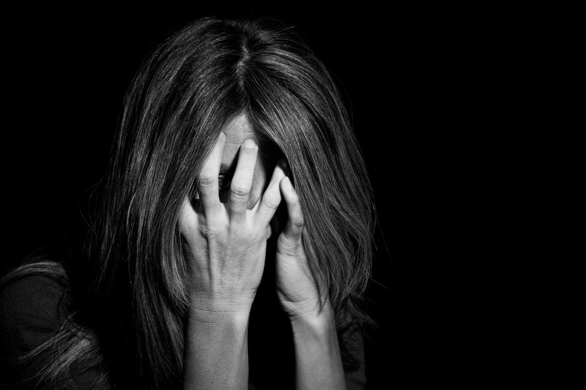 Mujer víctima de malos tratos: "Mi padre agredió a mi maltratador para defenderme y le han metido en la cárcel" Mujer víctima de malos tratos: "Mi padre agredió a mi maltratador para defenderme y le han metido en la cárcel"