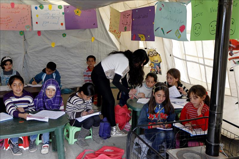 Un día en el colegio libanés para niños refugiados Un día en el colegio libanés para niños refugiados