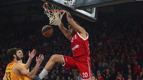 Harris hace un mate ante Perperoglou