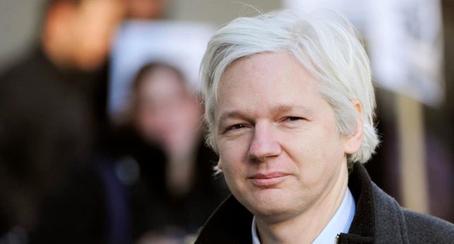 La Policía británica dice que detendrá a Assange si sale de la embajada La Policía británica dice que detendrá a Assange si sale de la embajada