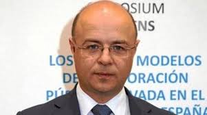 Carrillo: "Ya veremos llegado el verano y diciembre si podemos pagar a los interinos y la extra a los funcionarios" Carrillo: "Ya veremos llegado el verano y diciembre si podemos pagar a los interinos y la extra a los funcionarios"