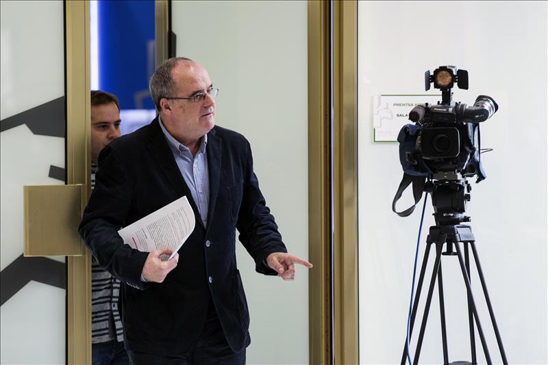 La Ley de Consultas de EH Bildu sigue su trámite gracias al apoyo del PNV La Ley de Consultas de EH Bildu sigue su trámite gracias al apoyo del PNV