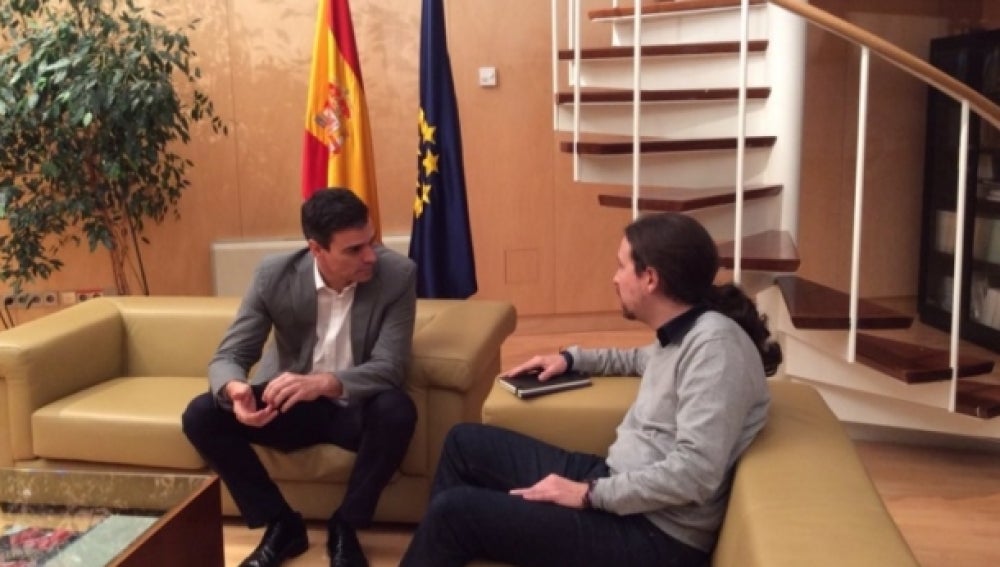 Pedro Sánchez se reúne con Pablo Iglesias