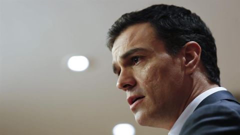 Pedro S&aacute;nchez, durante la rueda de prensa ofrecida tras la reuni&oacute;n que ha mantenido con el presidente del PNV