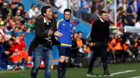 Rubi, entrenador del Levante, durante el partido ante el Barcelona Rubi, entrenador del Levante, durante el partido ante el Barcelona