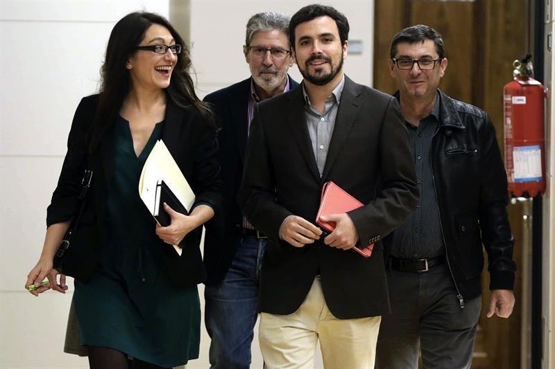 Garzón negociará "exclusivamente" su apoyo a la investidura de Sánchez Garzón negociará "exclusivamente" su apoyo a la investidura de Sánchez