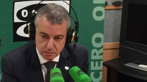 El lendakari &Iacute;&ntilde;igo Urkullu en los estudios de Onda Cero Bilbao