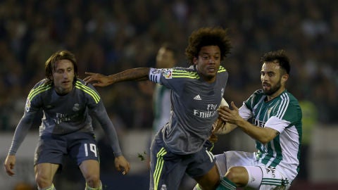 Marcelo, durante el encuentro contra el Betis