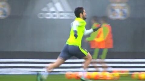 Isco realiza una carrera en Valdebebas