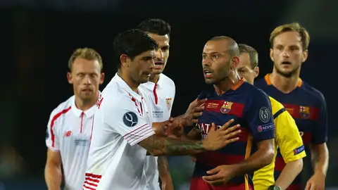 Benaga y Mascherano, en la Supercopa de Europa de esta temporada Benaga y Mascherano, en la Supercopa de Europa de esta temporada