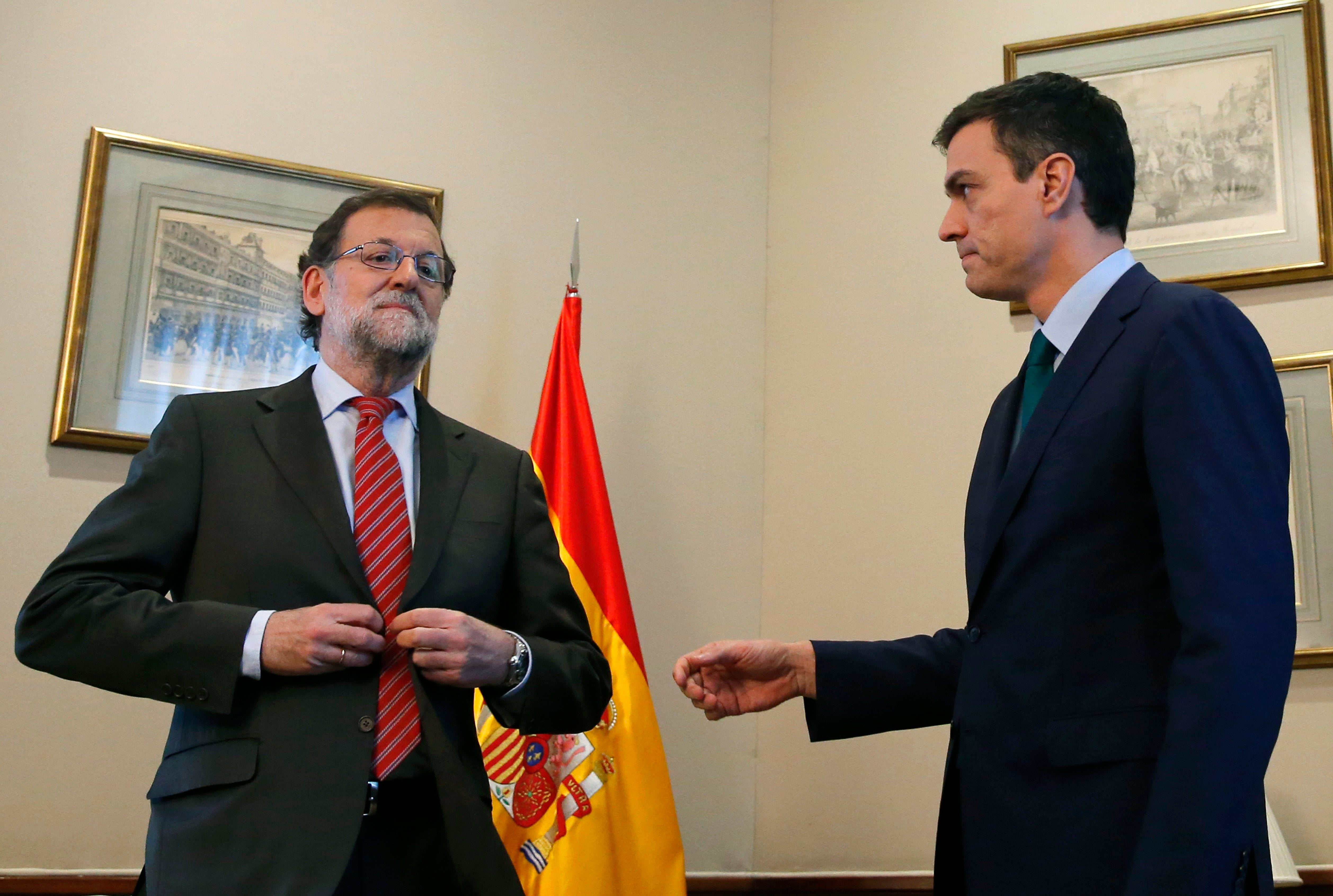 Rajoy y Sánchez explicarán en Bruselas sus posturas sobre el futuro Gobierno de España Rajoy y Sánchez explicarán en Bruselas sus posturas sobre el futuro Gobierno de España