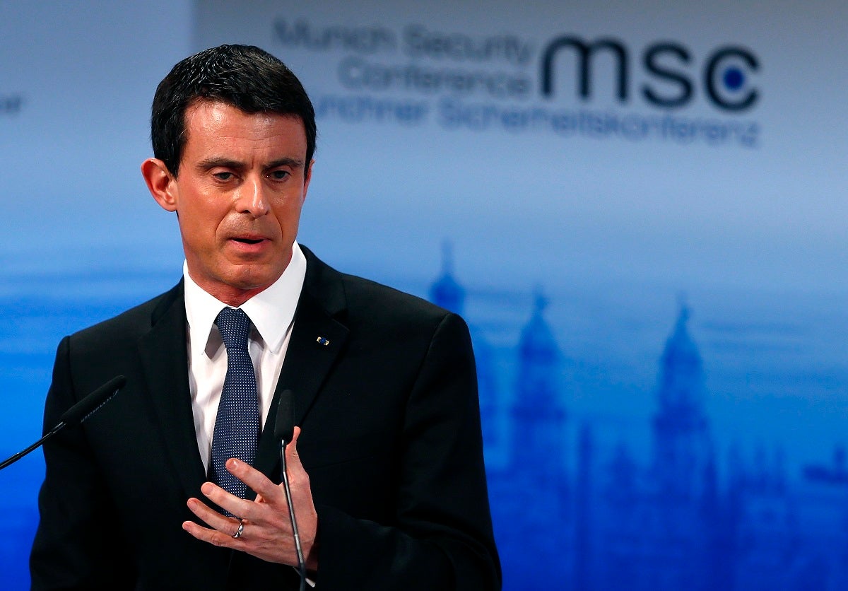 Manuel Valls: "La situación de Puigdemont en Bruselas no puede durar ni para España ni para Europa" Manuel Valls: "La situación de Puigdemont en Bruselas no puede durar ni para España ni para Europa"