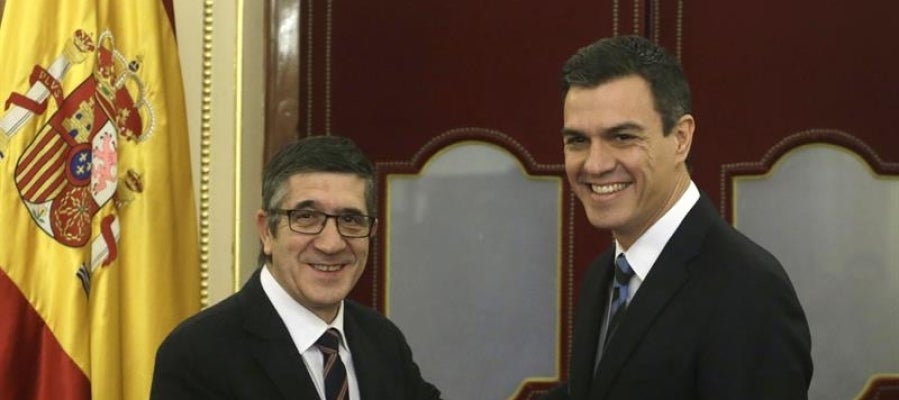 Patxi López,y el secretario general del PSOE, Pedro Sánchez Patxi López,y el secretario general del PSOE, Pedro Sánchez