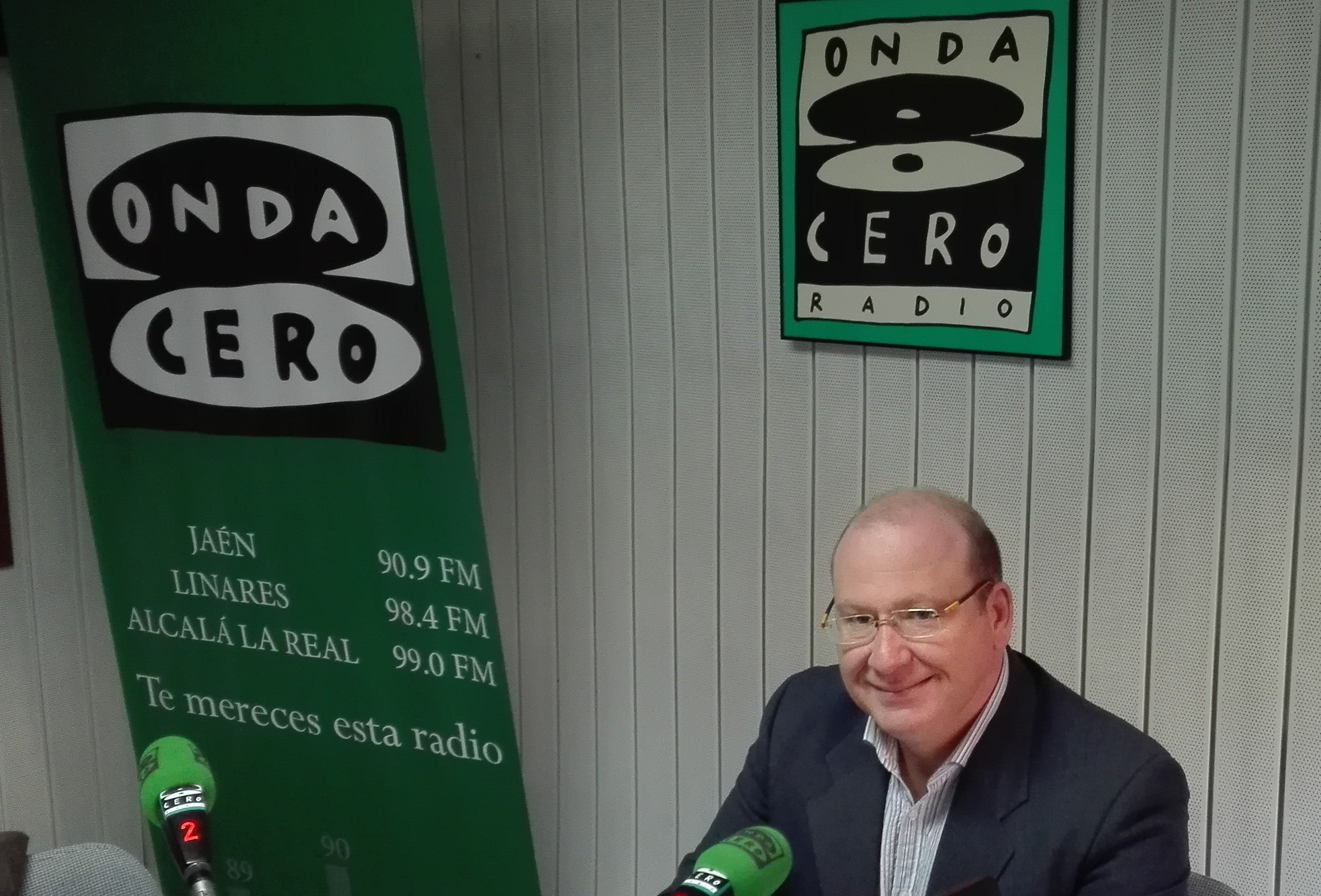Jaén en la Onda con Nicolás Hidalgo 16/02/2016 Alcalde de Jaén Jaén en la Onda con Nicolás Hidalgo 16/02/2016 Alcalde de Jaén