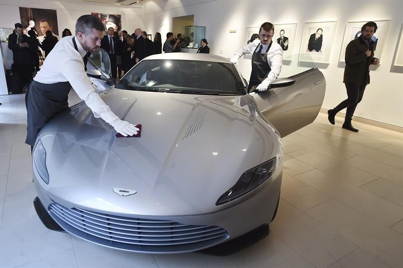 Subastan piezas relacionadas con 'Spectre', la última película de James Bond Subastan piezas relacionadas con 'Spectre', la última película de James Bond