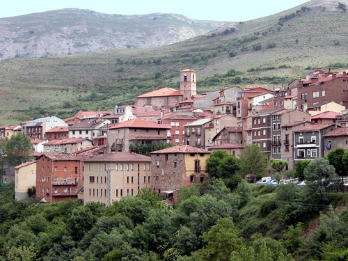 Carteros, repartidores, profesores... y otros profesionales que por su trabajo recorren los pueblos de España Carteros, repartidores, profesores... y otros profesionales que por su trabajo recorren los pueblos de España