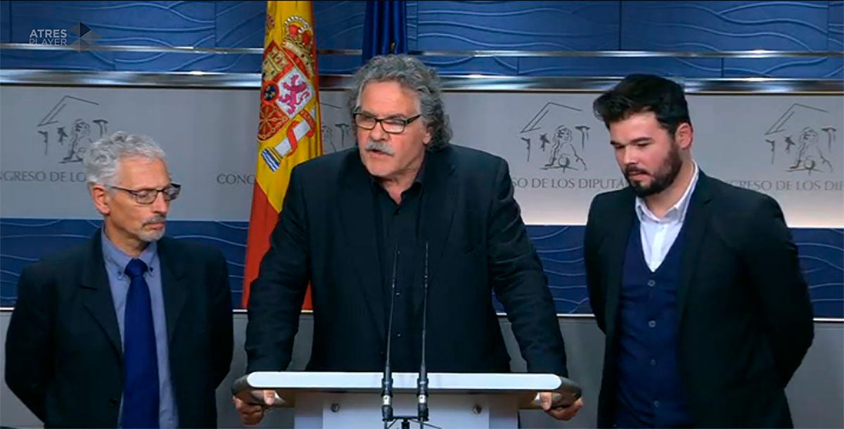 ERC a Rajoy: "Vivimos en mundos paralelos empeñados en no encontrarse" ERC a Rajoy: "Vivimos en mundos paralelos empeñados en no encontrarse"