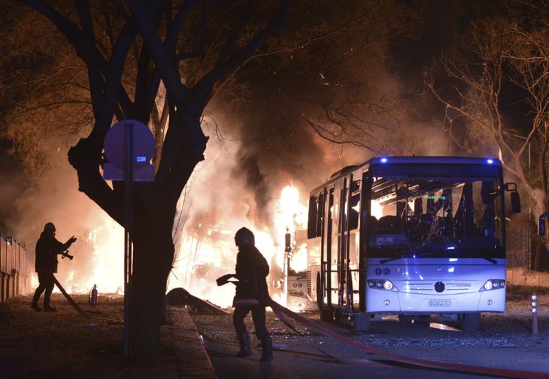 El terrorismo vuelve a sacudir Turquía El terrorismo vuelve a sacudir Turquía
