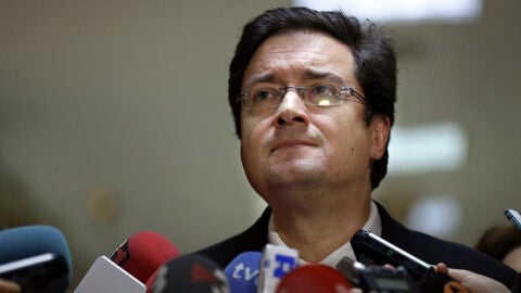 &Oacute;scar L&oacute;pez, ante los medios
